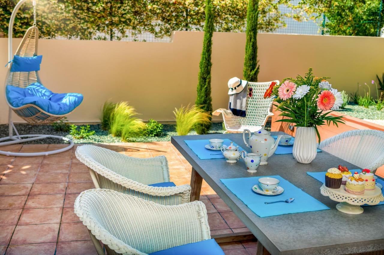 J&V Luxury Suites 干尼亞 外观 照片
