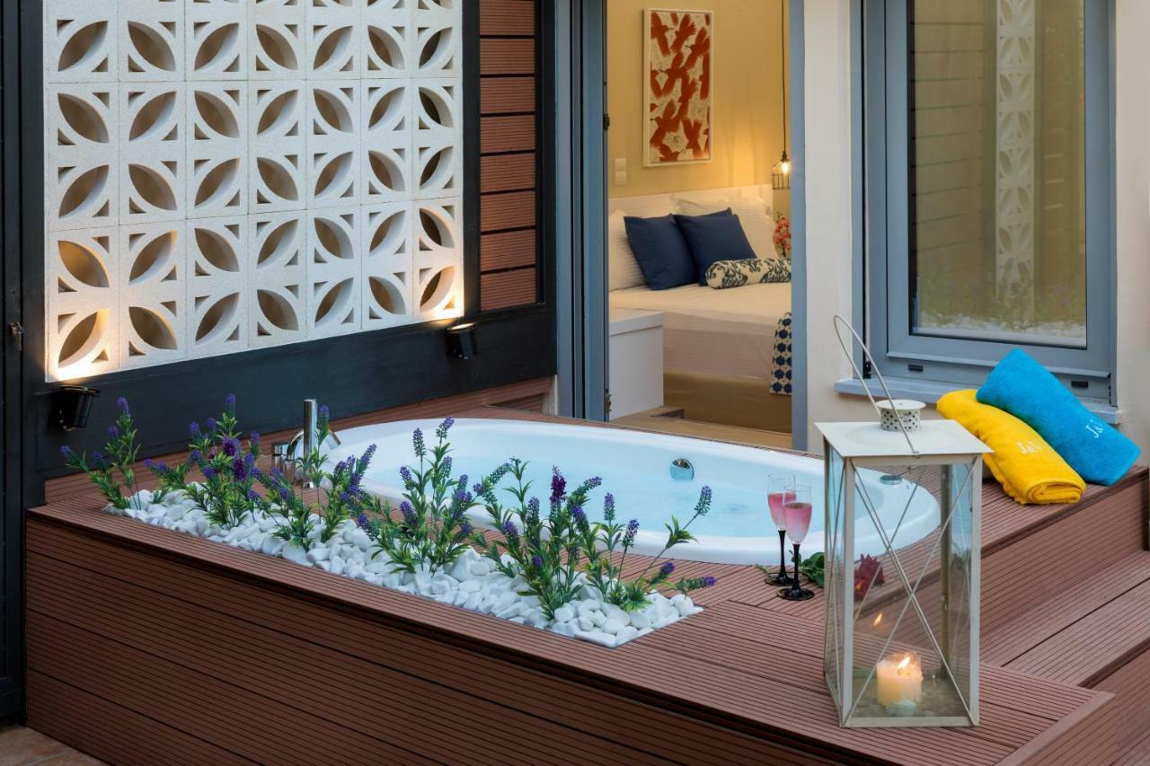 J&V Luxury Suites 干尼亞 外观 照片
